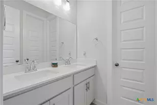 339 Sugarcane, New Braunfels, TX 78132 - Photo 9