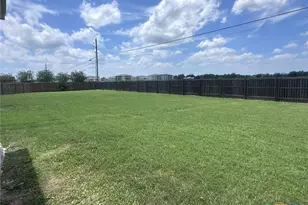 224 Alysheba Dr, Victoria, TX 77901 - Photo 19