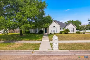 202 Ridge View, Victoria, TX 77904 - Photo 1