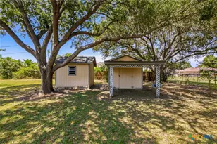 108 Owl Rd, Victoria, TX 77905 - Photo 29