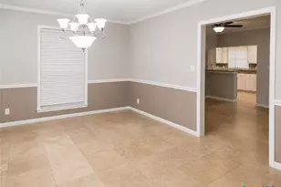 1801 N Main St, Victoria, TX 77901 - Photo 3
