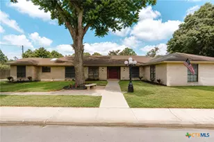 1801 N Main St, Victoria, TX 77901 - Photo 1