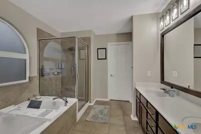 716 Hollow Ridge, Schertz, TX 78108 - Photo 9