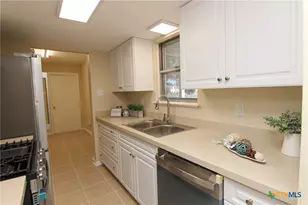 3203 Lake Charles Ave, Killeen, TX 76543 - Photo 5