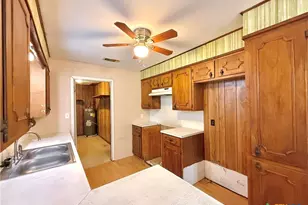 49 Villafranca Rd, Victoria, TX 77904 - Photo 15