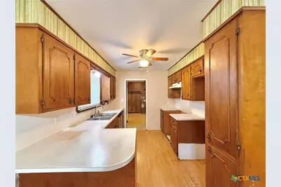 49 Villafranca Road, Victoria, TX 77904 - Photo 13