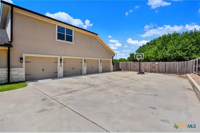 8451 Spring Creek Loop, Salado, TX 76571 - Photo 43