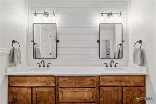 8451 Spring Creek Loop, Salado, TX 76571 - Photo 21