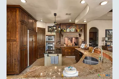 26510 Weiss Fels Court, New Braunfels, TX 78132 - Photo 17