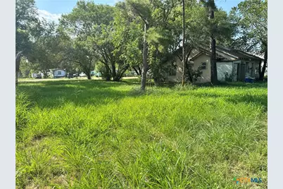 505 S Esplanade Street, Cuero, TX 77954 - Photo 7