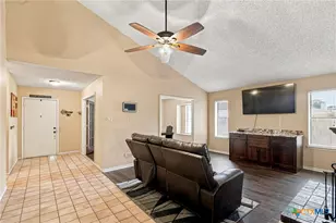 217 Kirkwall St, Victoria, TX 77904 - Photo 19