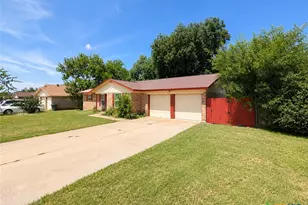 1709 Shoemaker Dr, Killeen, TX 76543 - Photo 1