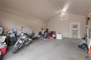 1202 S Willis St, Lampasas, TX 76550 - Photo 29