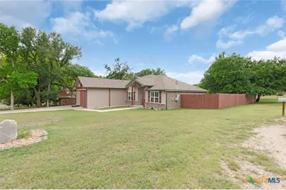 1202 S Willis Street, Lampasas, TX 76550 - Photo 3