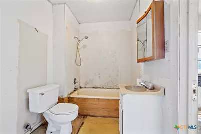 201 N Kings Trail, Little River-Academy, TX 76554 - Photo 15