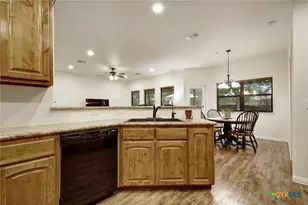 2251 Hazelwood, New Braunfels, TX 78130 - Photo 9