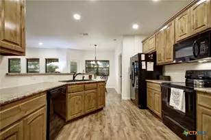 2251 Hazelwood, New Braunfels, TX 78130 - Photo 7