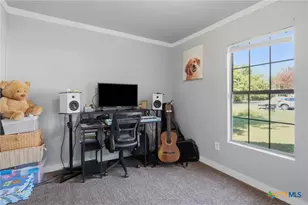 915 S 2nd St, Temple, TX 76504 - Photo 17