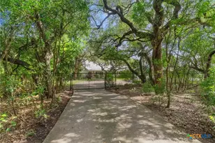 1731 Riada Dr, New Braunfels, TX 78132 - Photo 29