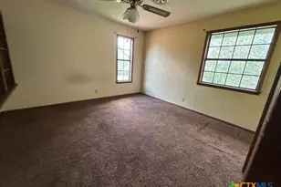 3079 Coletoville Rd, Victoria, TX 77905 - Photo 13
