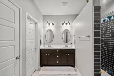 115 Dripping Spring, Victoria, TX 77904 - Photo 15