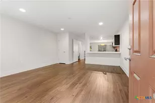 1101 Grove Blvd, Austin, TX 78741 - Photo 3