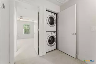 1101 Grove Blvd, Austin, TX 78741 - Photo 17