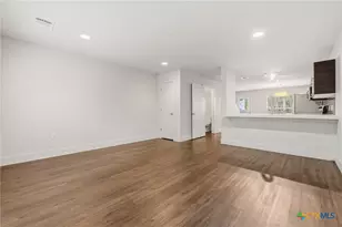 1101 Grove Blvd, Austin, TX 78741 - Photo 5