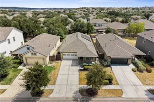 604 Golden Glory Rd, Leander, TX 78641 - Photo 3