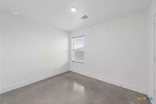 601 Campus St, Troy, TX 76579 - Photo 27