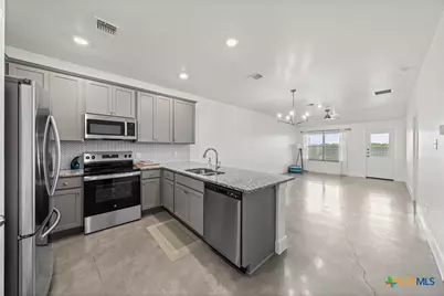 601 Campus Street, Troy, TX 76579 - Photo 7