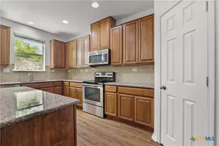 1464 Jordan Crossing, New Braunfels, TX 78130 - Photo 23