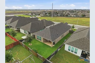 1916 Highland, Seguin, TX 78155 - Photo 25