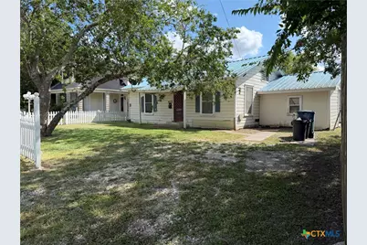 415 S Virginia Street, Port Lavaca, TX 77979 - Photo 1