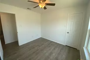 240 N Mary Jo Dr, Harker Heights, TX 76548 - Photo 5