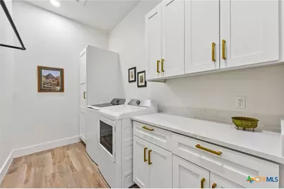 4211 County Road 103, Lampasas, TX 76550 - Photo 15