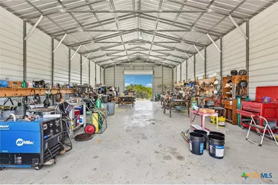 4211 County Road 103, Lampasas, TX 76550 - Photo 27