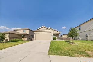 2405 Marty Way, Seguin, TX 78155 - Photo 1