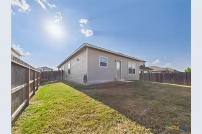 2405 Marty Way, Seguin, TX 78155 - Photo 27