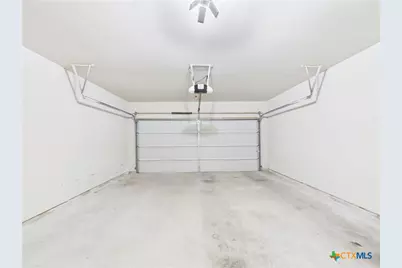 2405 Marty Way, Seguin, TX 78155 - Photo 25