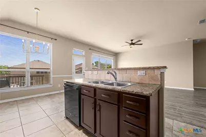 8016 Honeysuckle, Temple, TX 76502 - Photo 11
