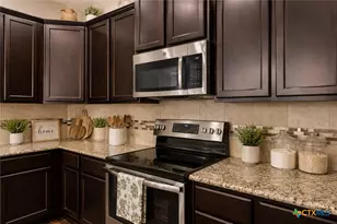 750 Cornflower Ct, New Braunfels, TX 78130 - Photo 21