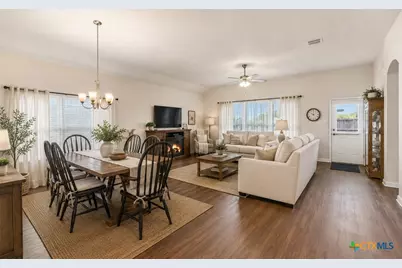 750 Cornflower Court, New Braunfels, TX 78130 - Photo 5