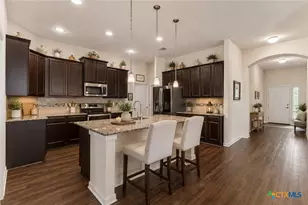 750 Cornflower Ct, New Braunfels, TX 78130 - Photo 17