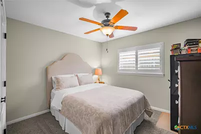 111 Gabbiano Court, Victoria, TX 77904 - Photo 13