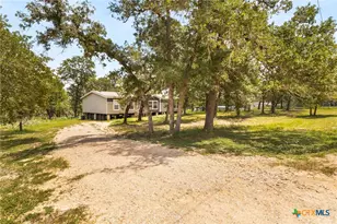 159 High Sierra Dr, Seguin, TX 78155 - Photo 29