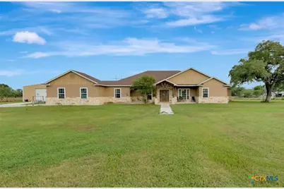 1207 Friar Rd, Cuero, TX 77954 - Photo 33