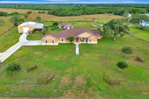 1207 Friar Rd, Cuero, TX 77954 - Photo 1