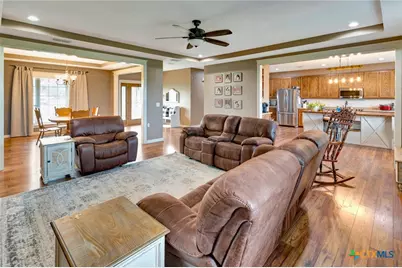 1207 Friar Rd, Cuero, TX 77954 - Photo 3