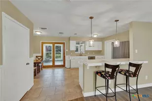 208 Reimer Ave, San Marcos, TX 78666 - Photo 15